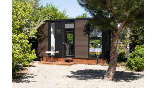 Ettrick Casa | Tiny Away Benger Garden 2 by Tiny Away