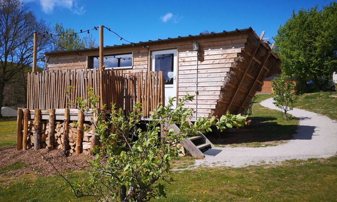 Saint-Leonard-des-Bois Cama Y Desayuno | La Belle Planque-Habitacion Doble-Baño con bañera-Confortable-Vista al Jardín