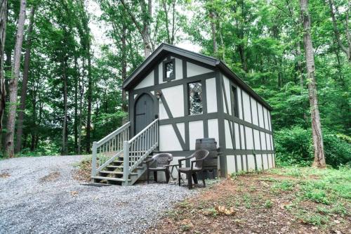 Sevierville Casa | Tiny Home Cottage Near the Smokies #8 Helga