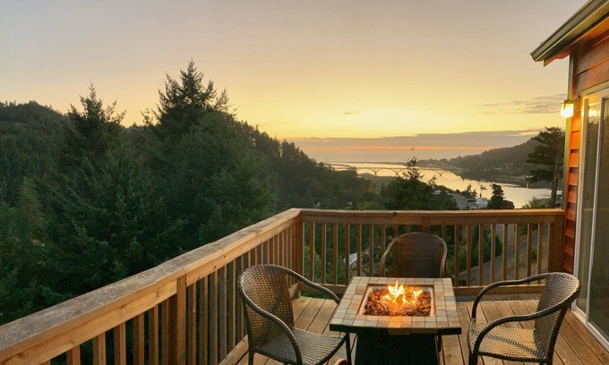 Gold Beach Cabina | Tiny Home hosted by Rogue River Landing RV & Resort