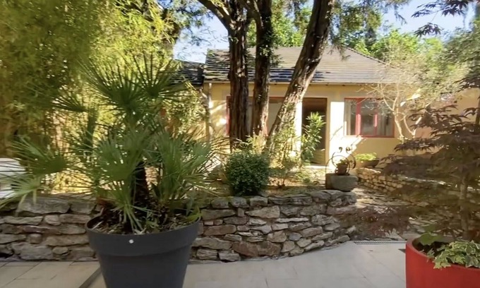Dun-le-Palestel Casa | Tiny house - 5 mins off the Valley of the painters