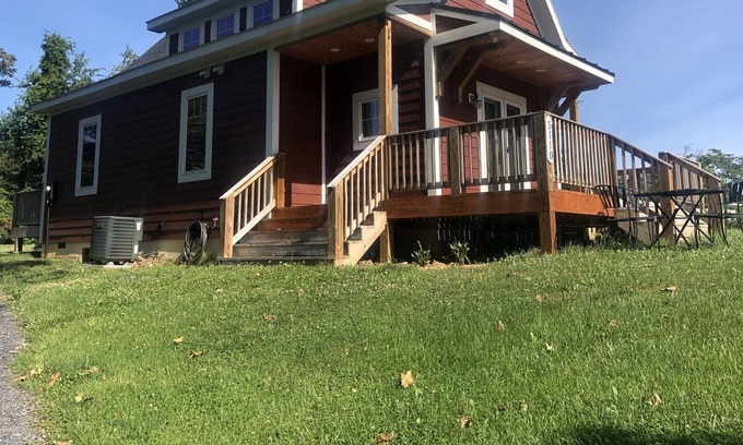 Hume Cabaña | Tiny House in the country