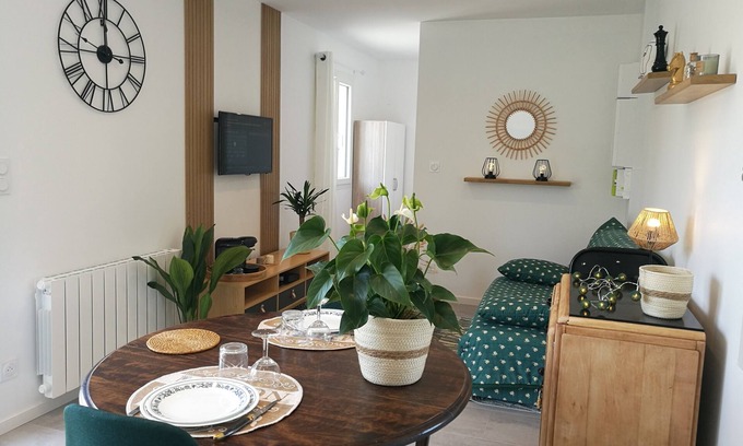 Charlieu-Belmont Casa | Tiny House Moderne et son Jardin Privé 5mn Roanne