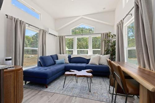 Three Rivers Casa | Tiny River House