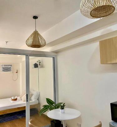 Project 4 Apartamento | Tiny Room Infina Towers Condominium Near Anonas, Cubao, Katipunan