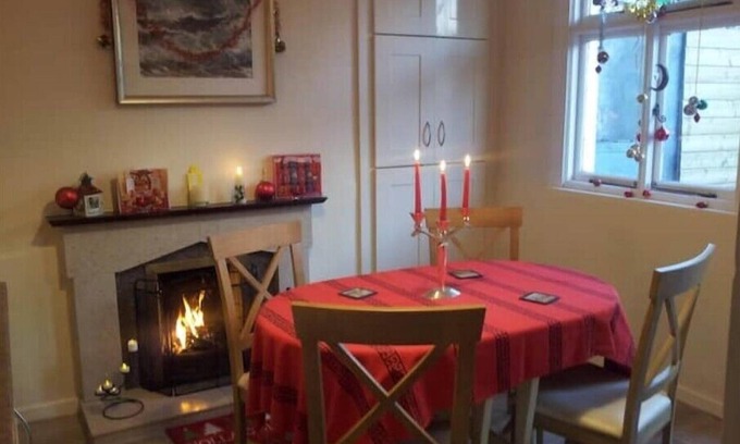 Ennis Casa | Tir na nOg cottage, Ennis town centre