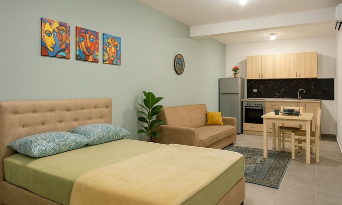 Tirana Apartamento | Tirana Old Street 2, Tirana, Albania