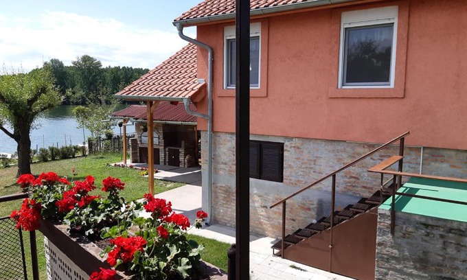 Becej Apartamento | Tiski mir