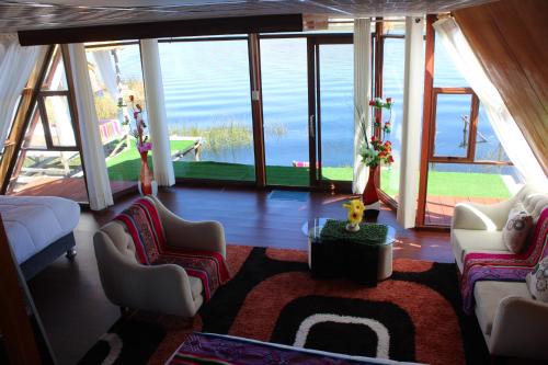 Puno Cabina | Titicaca Aruntawi Lodge Peru