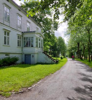 Alstahaug Casa | Tjøtta Gjestegaard