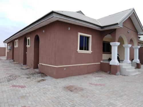 Ilorin Apartamento | TJ Cottage
