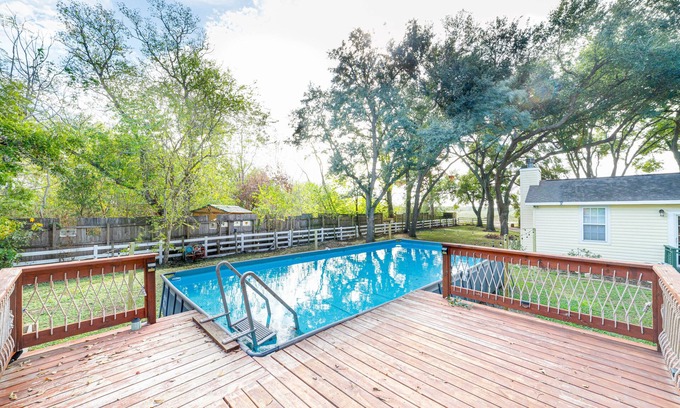 Katy Casa | TLC Mini-mansion , KATY TEXAS