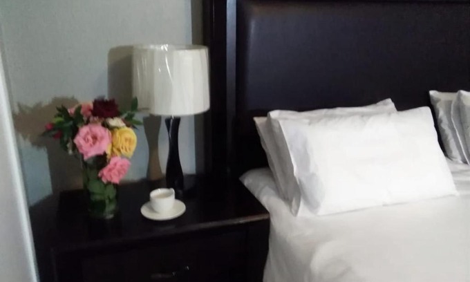 Greater Johannesburg Metropolitan Area Casa | Tlelakufuma Guest House
