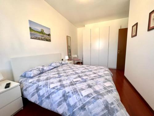 Brembate Apartamento | Todeschini 27