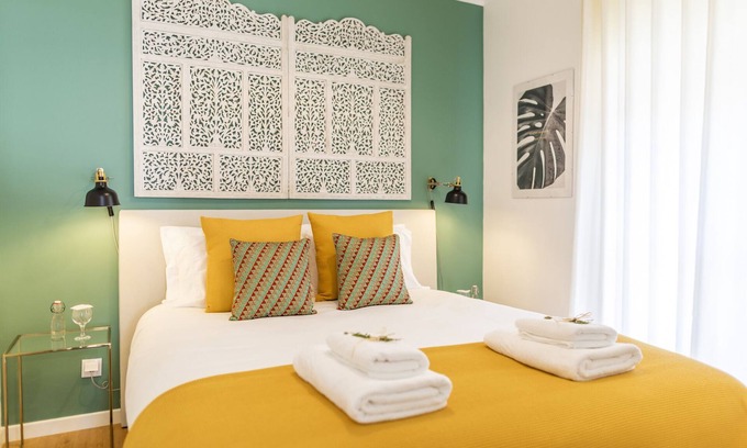 Ponta Delgada Condominio | Toi et Moi -City Center Condo + estacionamiento gratuito, tuyo por descubrir