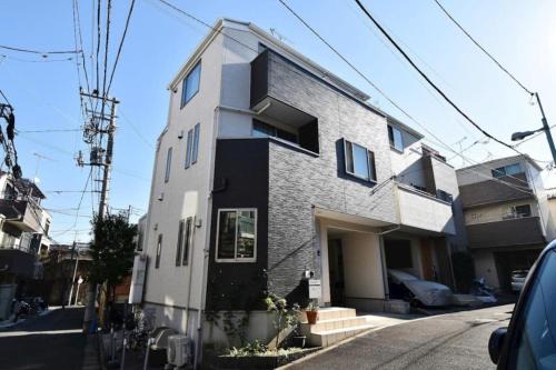 Toshima Casa | Tokyo Center Ikebukuro Family villa quiet 4BR group stay & parking near JR