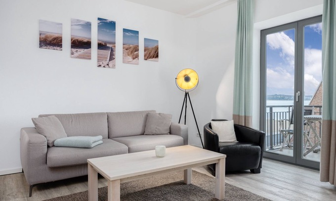 Wismar Apartamento | Tolles Ferienapartment mit Balkon in Erstklassiger Lage im Hafen von Wismar