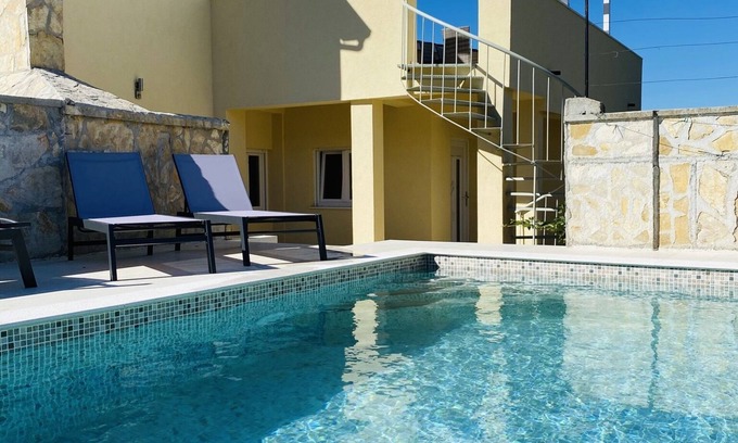 Bilice Casa | Tolles Ferienhaus mit Pool Maisonette in Kroatien