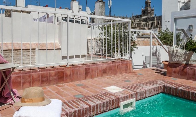 El Arenal Apartamento | Tomas Ibarra Pool & Luxury