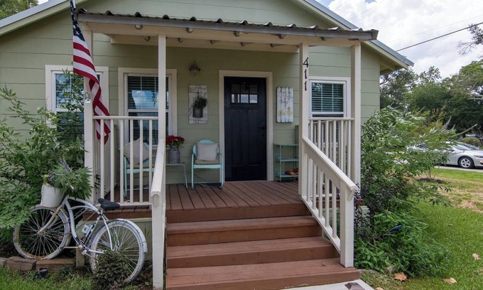 Tomball Casa | Tomball Craftman Cottage