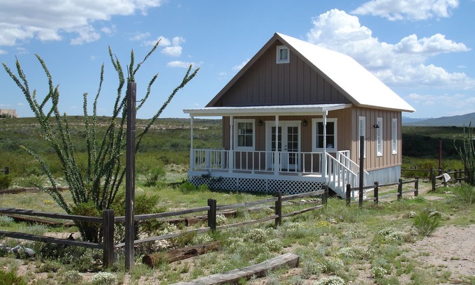 Tombstone Casa | Tombstone Silver Nickel Cabin - "Pequeña casa con una gran vista"