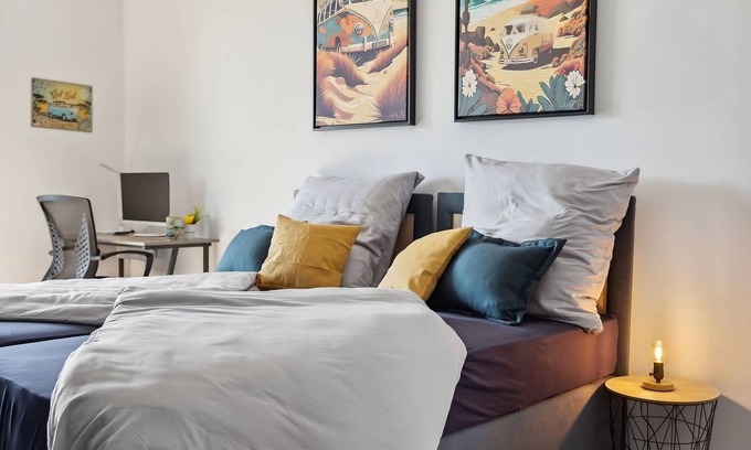 Wolfsburg Apartamento | TomsFlat VW Bulli Apartment Wolfsburg - sustainable new building with parking