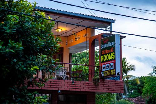 Jaffna Casa | Tony's Garden House Back Packers inn