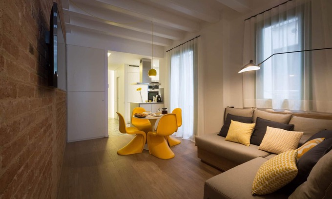 la Vila de Gracia Apartamento | TOP CLASS 2HAB NUEVO AP | Sol | Metro | Wifi | Ascensor | 4 personas