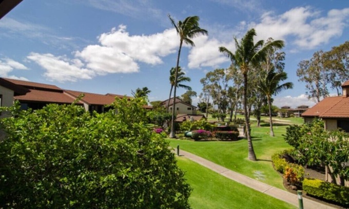 Waikoloa Condominio | Excelente ubicación con vistas al campo de golf en Waikoloa Village!
