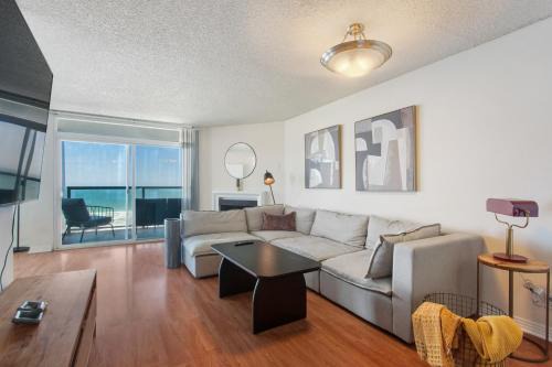 Marina del Rey Apartamento | Top Floor Marina Escape 3BR Penthouse Ocean View