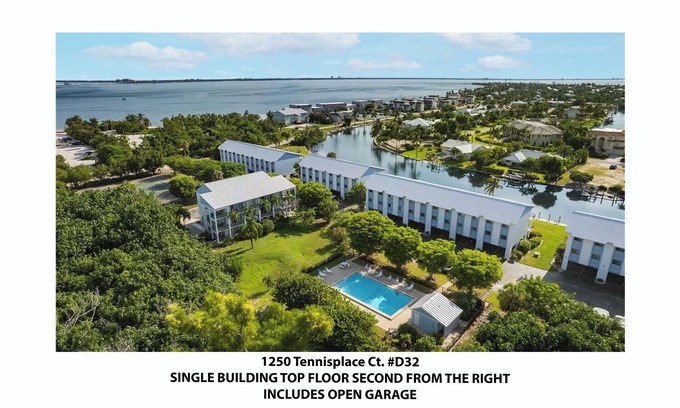 Sanibel Condominio | Top Floor Tenniplace Condo - Pool View Paradise on Sanibel Island