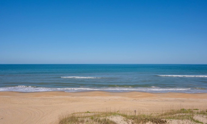 Nags Head Condominio | Sweet Paradise: Sale Fall Weeks! ÁTICO FRENTE AL MAR! Retiro Fresco y Limpio