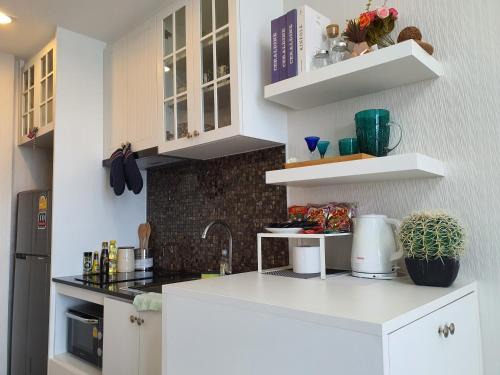 Saen Suk Apartamento | Top Flr Seaview & Rooftop Pool @Blu X