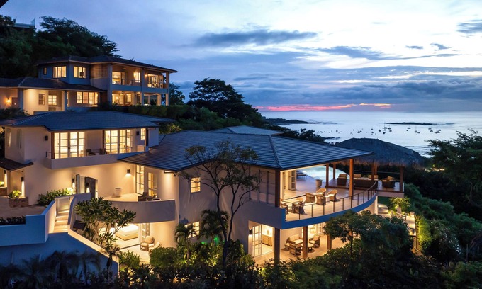 Tamarindo Casa | Top Location! Luxury Estate with 2 Pools & Panoramic Ocean Views in Tamarindo