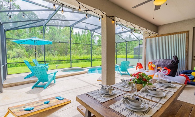 Trafalgar Village Casa | TOP RATED Resort Villa ♥ Disney-Themed with ARCADE Game Room, Private Pool & Spa