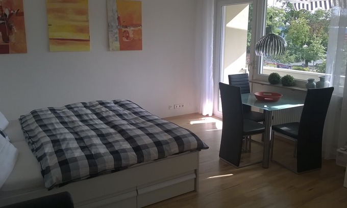 Mogeldorf Apartamento | Apartamento Top renovado en Núremberg