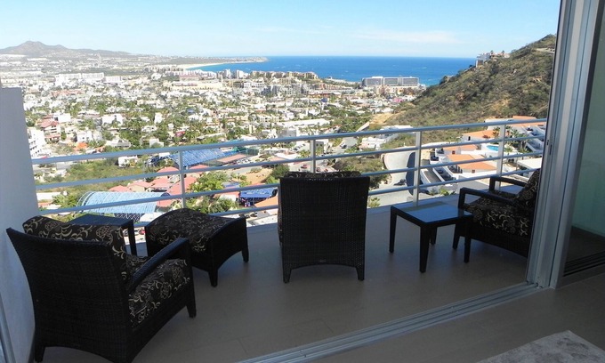 Pedregal Condominio | TOP SHELF LUJOSO Condo Pedregal - Diseñado profesionalmente para la paz y comodidad