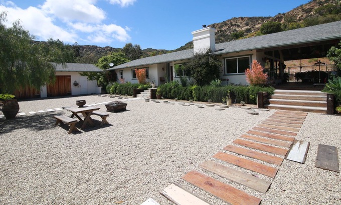 Old Topanga Casa | Topanga Canyon Home en 10 acres privados