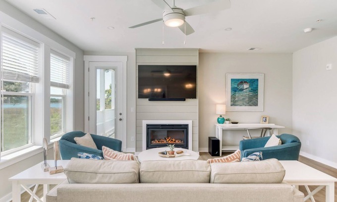 Bermuda Bay Condominio | Topaz Tide Condo at Hamilton Cay Reserve