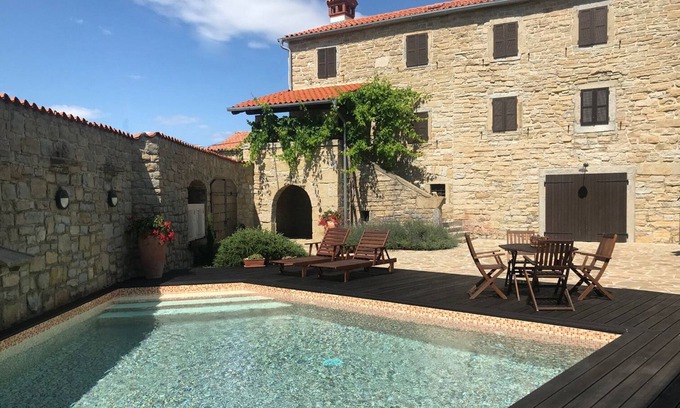 Koper Casa | Topolovec histórica villa rústica de Istria en la cima de la colina de la costa de Eslovenia