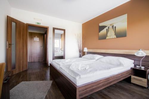 Topolna Casa | Topolský pivovar, restaurace a penzion