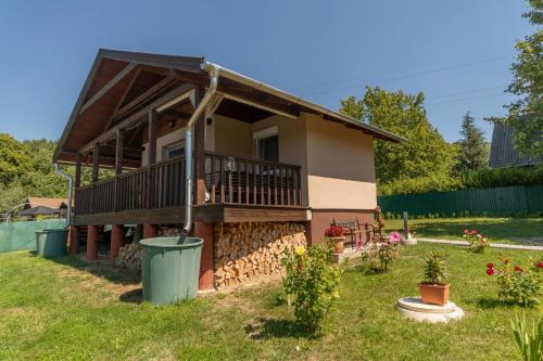 Salgotarjan Casa | Tornácos Vendégház