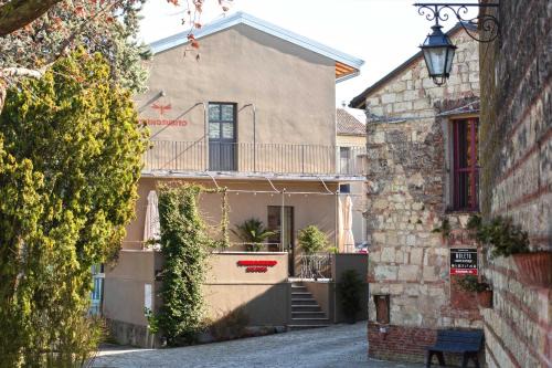 Ottiglio Casa | Torno subito