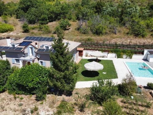 Acciano Apartamento | TorrediLuna - MoonTower Free Parking & Pool