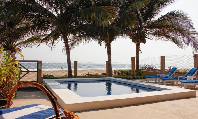 Ixtapa - Zihuatanejo Casa | Total Privacy on Playa Blanca Casa Flor De Coco