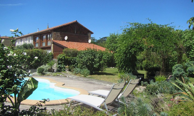 Villeneuve-de-Riviere Casa | Totally independent 95 m² loft