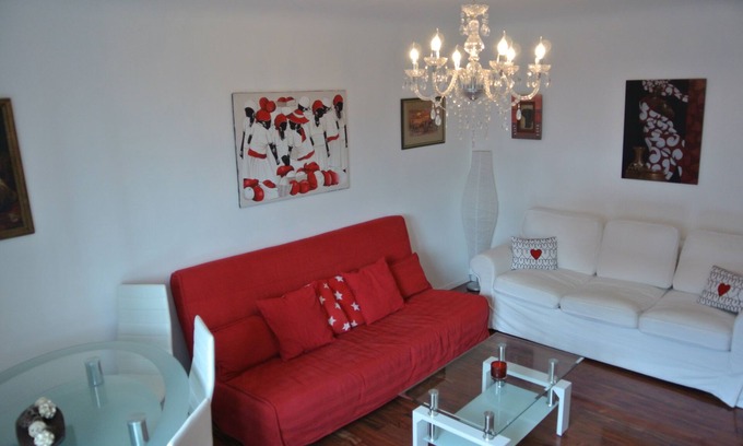 Favoriten Apartamento | Apartamento nuevo, céntrico, a 10 minutos del centro de la ciudad, barato, WiFi, ascensor, estación de metro