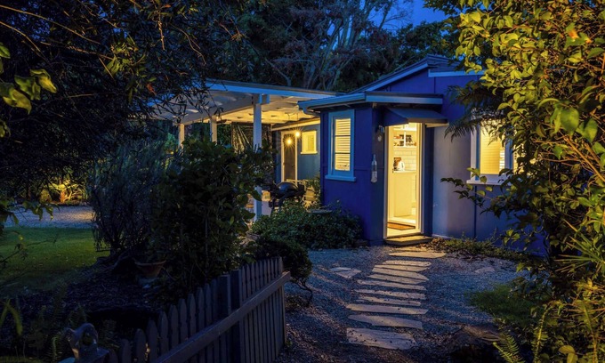 Oneroa Casa | Totara Cottage - Our Island