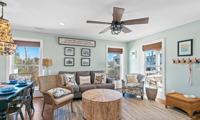 Mexico Beach Business Center Casa | Toucan Escape | Steps to Beach | Gear & Extras