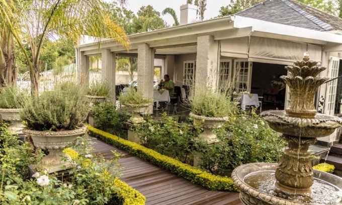 Baileys Muckleneuk Casa | Touch of Class Guest House